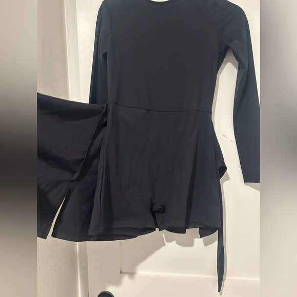 Black Long Sleeve Active Wrap Dress size medium - Picture 5 of 7